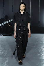 イクミ 2021年春夏コレクション - モノクロの世界で映える、パンキッシュな輝き｜写真7