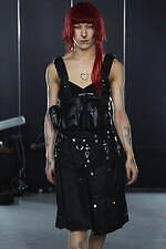 イクミ 2021年春夏コレクション - モノクロの世界で映える、パンキッシュな輝き｜写真12