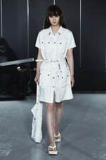 イクミ 2021年春夏コレクション - モノクロの世界で映える、パンキッシュな輝き｜写真17