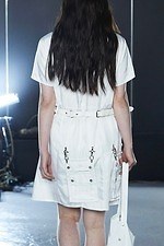 イクミ 2021年春夏コレクション - モノクロの世界で映える、パンキッシュな輝き｜写真18