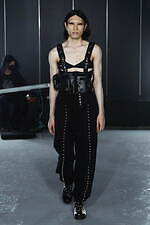 イクミ 2021年春夏コレクション - モノクロの世界で映える、パンキッシュな輝き｜写真27