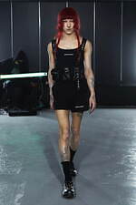 イクミ 2021年春夏コレクション - モノクロの世界で映える、パンキッシュな輝き｜写真31