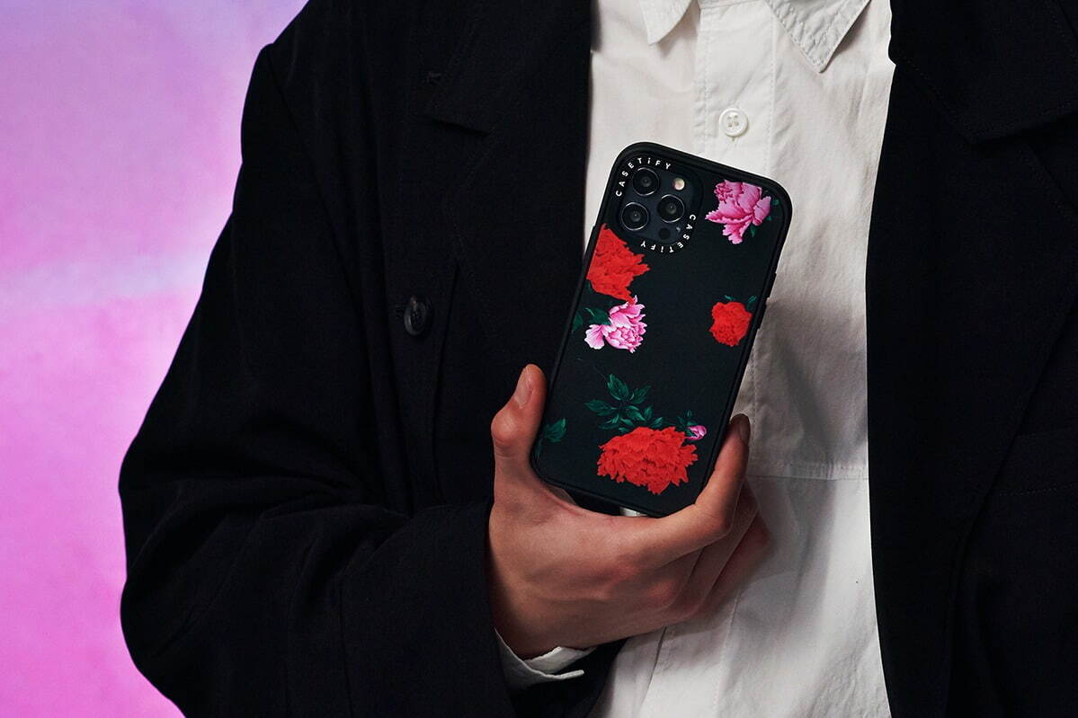 ヨウジヤマモト×ケースティファイのiPhoneケース、“牡丹の花”モチーフやシグネチャーロゴ｜写真8
