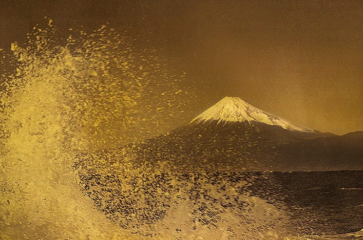Hommage to Hokusai ©Mineko Orisaku