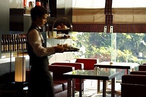 ホテルニューオータニ(東京)“抹茶・メロン・チョコ”のアフタヌーンティー、和×洋の抹茶ショートなど｜写真8