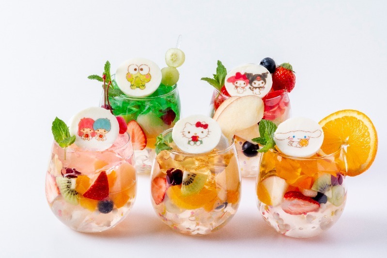 “フルーツ”モチーフのサンリオコラボカフェが新宿で、キティ＆シナモロールの果実ゼリーなど