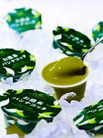 京都北山 マールブランシュ(MALEBRANCHE) お濃茶パンナコッタ｜写真1