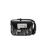 ディオール“ブリーフケース”を表現したメンズバッグ＆ショルダーストラップ付きカメラバッグ｜写真12