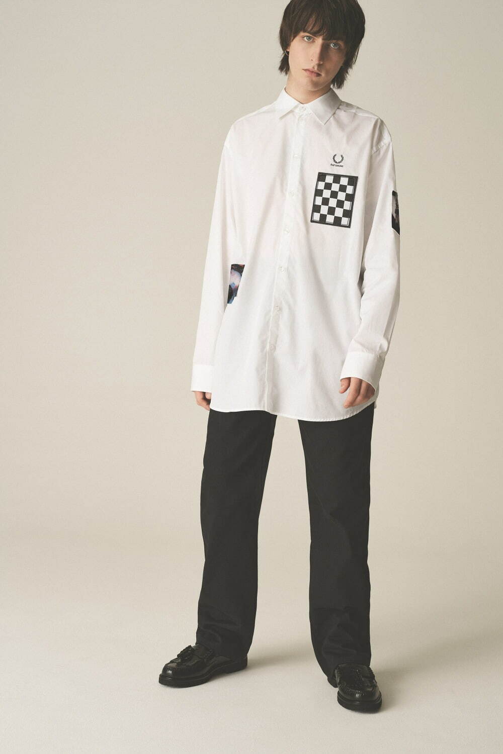 フレッドペリー×ラフ・シモンズの“写真パッチ”ポロシャツ、80年代英国の伝説的ライブハウスに着想｜写真17