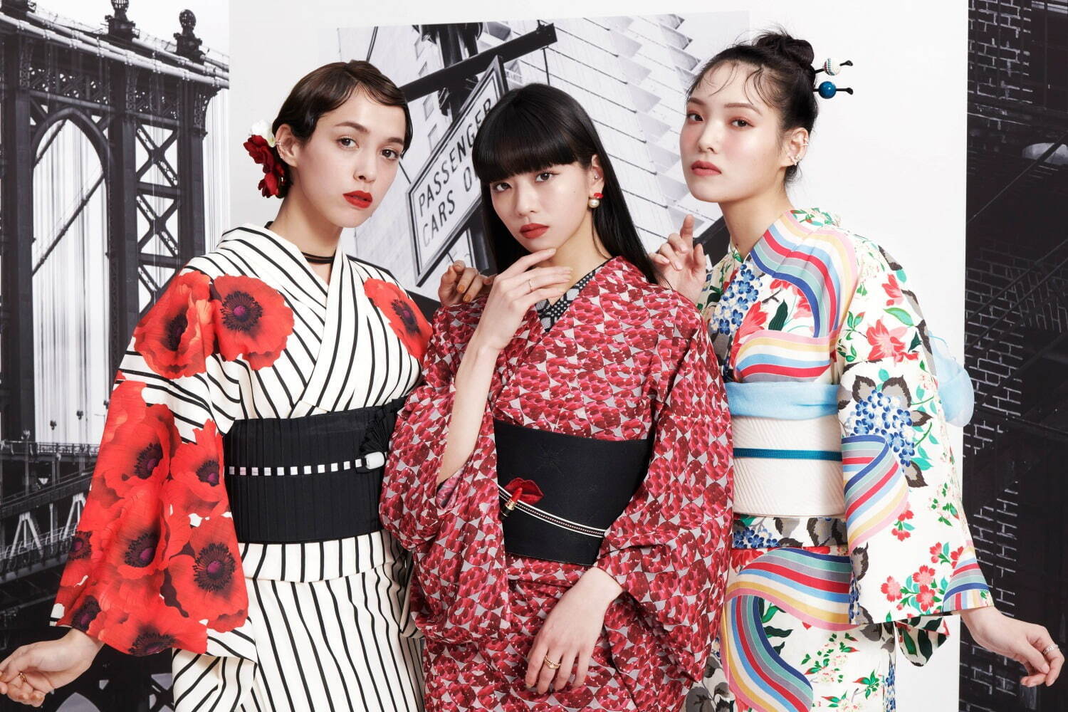 メイベリン ニューヨーク×ふりふ“落ちないリップ”着想のコラボ浴衣、猫やフラワーモチーフ｜写真1