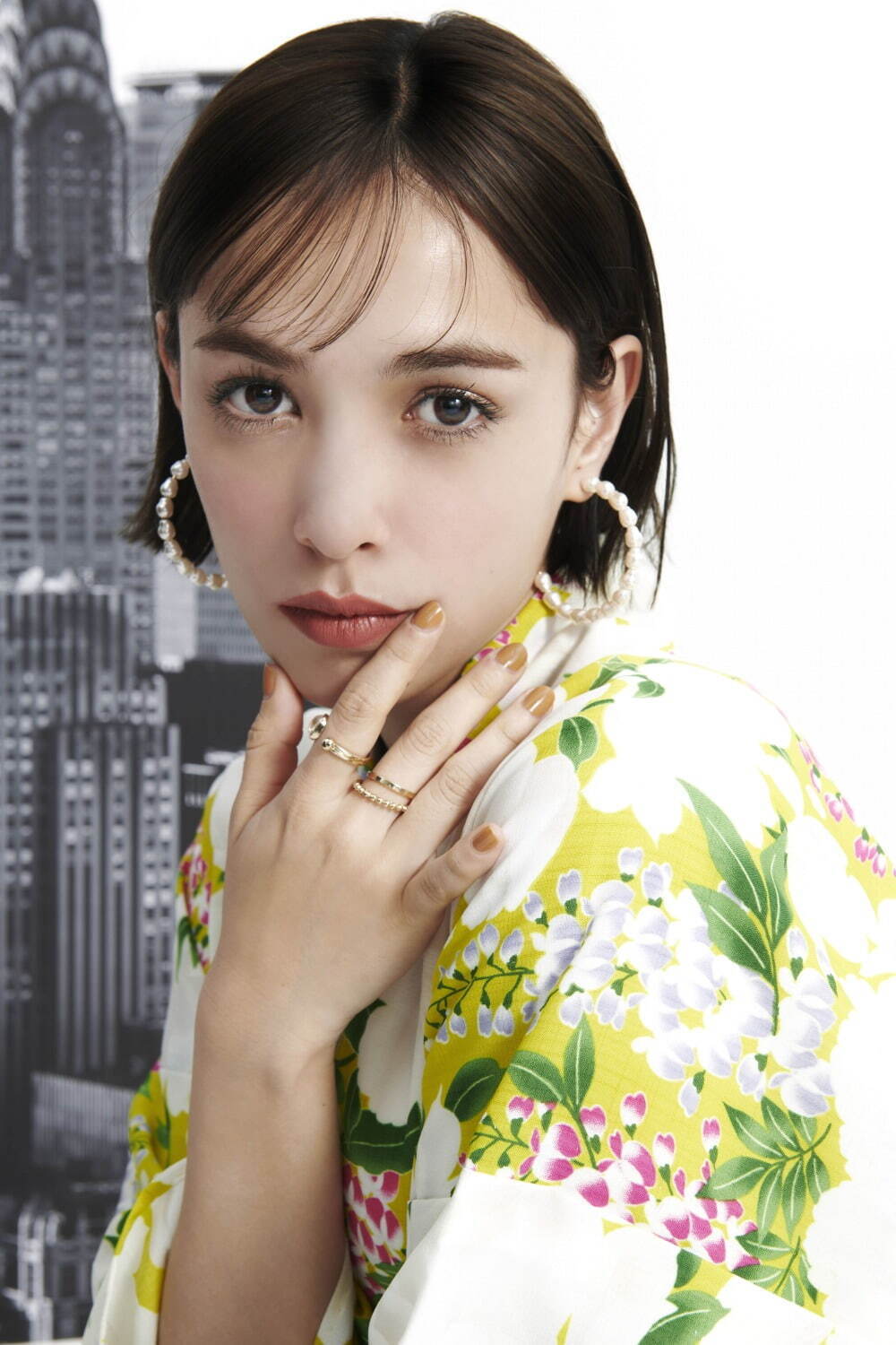 メイベリン ニューヨーク×ふりふ“落ちないリップ”着想のコラボ浴衣、猫やフラワーモチーフ｜写真8