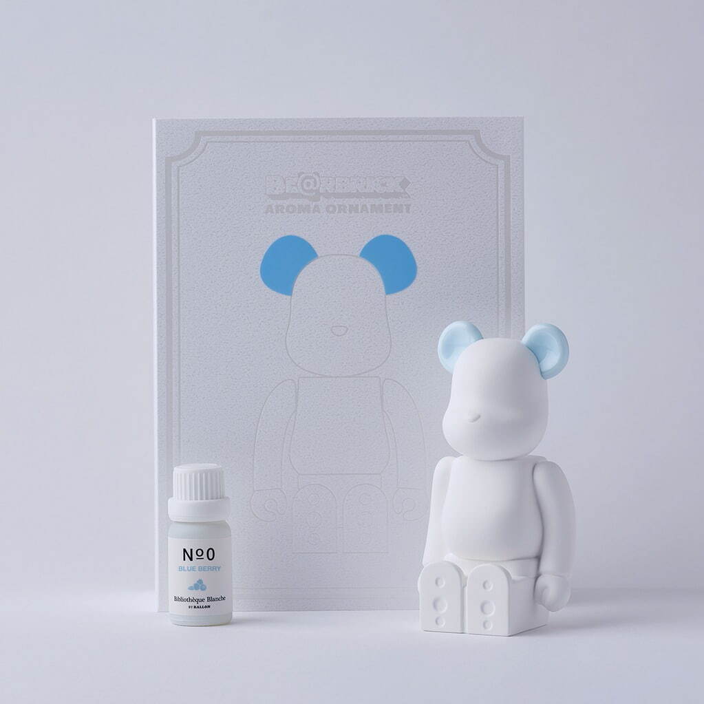 ベアブリック アロマオーナメント No.0 カラー スイーツ シュガー ブルー 10,780円(税込)
BE@RBRICK TM & © 2001-2021 MEDICOM TOY CORPORATION. All rights reserved. AROMA ORNAMENT © LIBRARY DESIGN.inc All rights reserved.