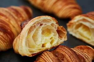 ブール アンジュ「クロワッサン」特化型ショップが渋谷に、“じゅわっと”バターの究極のクロワッサン