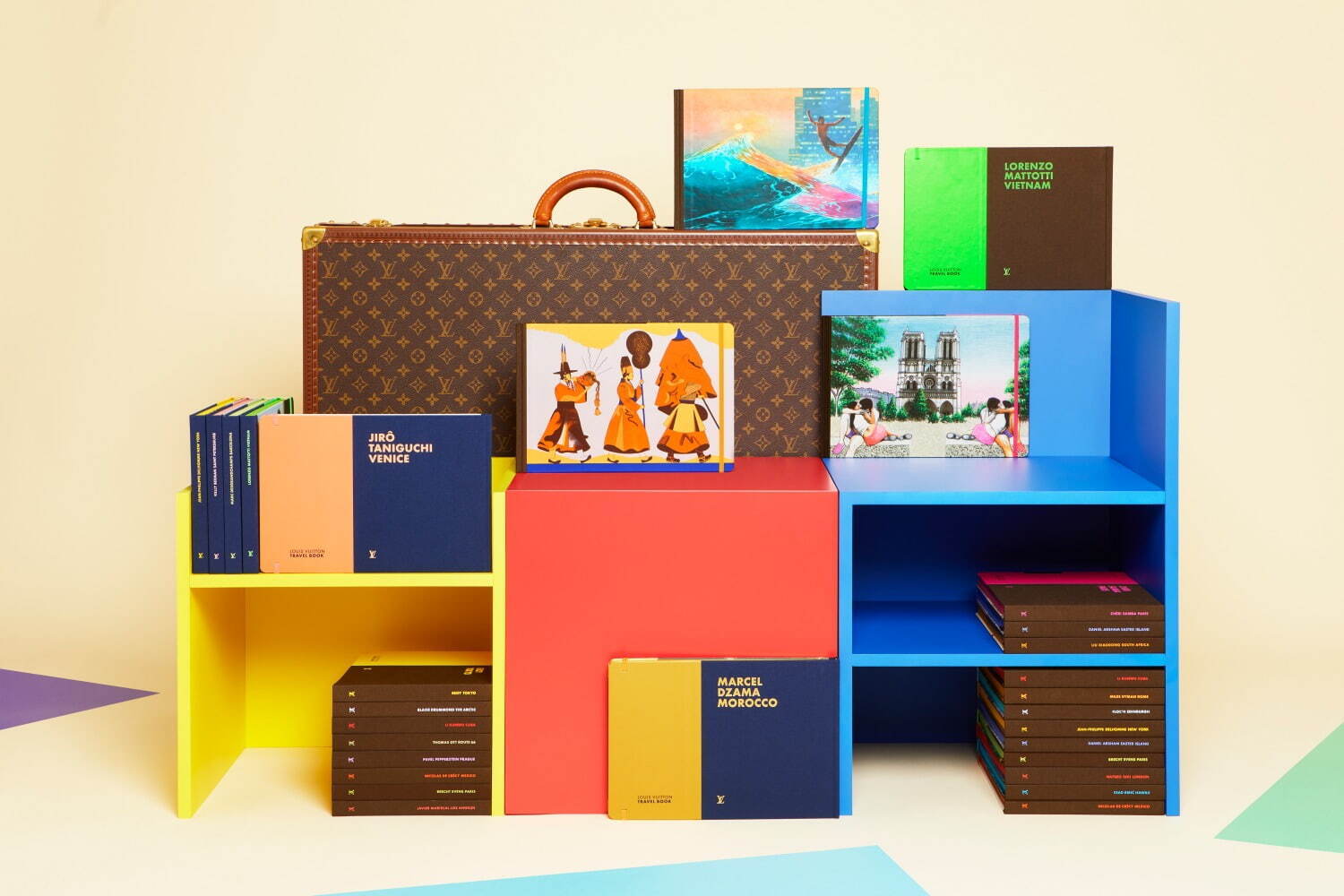 ルイ・ヴィトン(LOUIS VUITTON) トラベルブック｜写真1