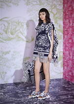 写真7/8｜ディオールの新作サンダル「ディーコネクト」“トワル