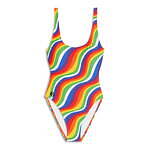 マイケル・コース“レインボーカラー”のウェアやバッグ、ハートパッチのTシャツや虹色サンダル｜写真11