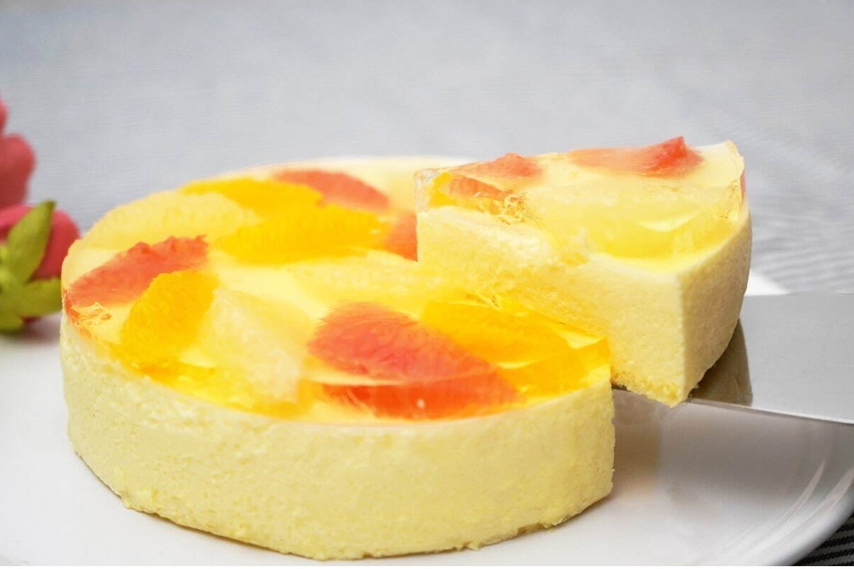 チーズケーキ専門店「フォルマ」“フルーツたっぷり”柑橘系レアチーズ＆カフェラテ風チーズケーキ