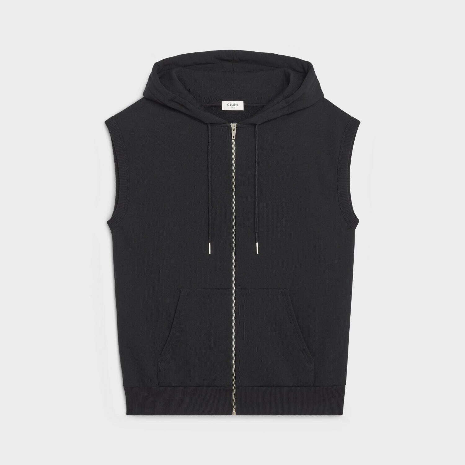セリーヌの“CELINE”ロゴTシャツ＆フーディー、パッカブル仕様の 