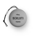 ベルルッティ×バング ＆ オルフセン、ヴェネチアレザーを配したポータブルスピーカーやヘッドフォン｜写真2