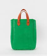 エンダースキーマの新作レザー小物＆バッグなど、“香り高いレザー”のレイヤード財布やキルティングバッグ｜写真7