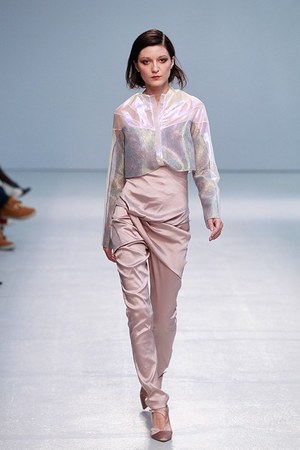 アン ヴァレリー アッシュ(Anne Valerie Hash) 2013年春夏ウィメンズコレクション  - 写真10