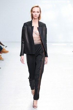 アン ヴァレリー アッシュ(Anne Valerie Hash) 2013年春夏ウィメンズコレクション  - 写真31