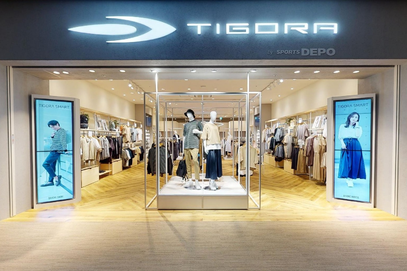 スポーツブランド ティゴラ 大型直営店が新宿に ひんやり 冷感tシャツや軽やかストレッチパンツ ファッションプレス スポーツブランド ティゴラ 大型直営店が新宿に ひんやり 冷感tシャツや軽やかストレッチパンツ ファッションプレス