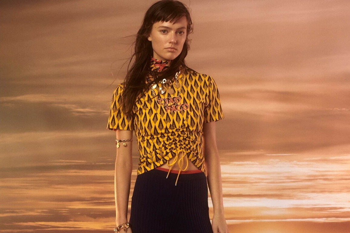 パコ ラバンヌ、70年代スポーツウェア着想の新作Tシャツやワンピース - バッグやスイムウェアも