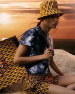 パコ ラバンヌ、70年代スポーツウェア着想の新作Tシャツやワンピース - バッグやスイムウェアも｜写真20