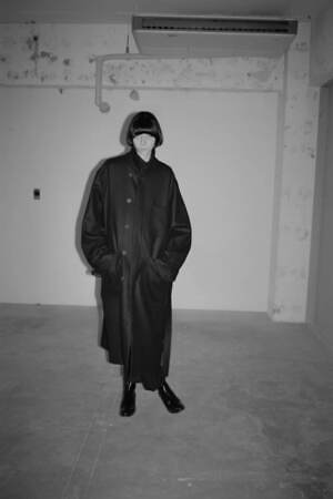 シュタイン(ssstein) 2021-22年秋冬ウィメンズ&メンズコレクション  - 写真1