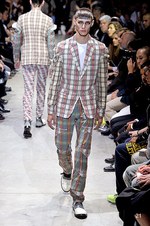 コム デ ギャルソン・オム プリュス 2014年春夏コレクション - 殻を破り、新しい世界へ｜写真21