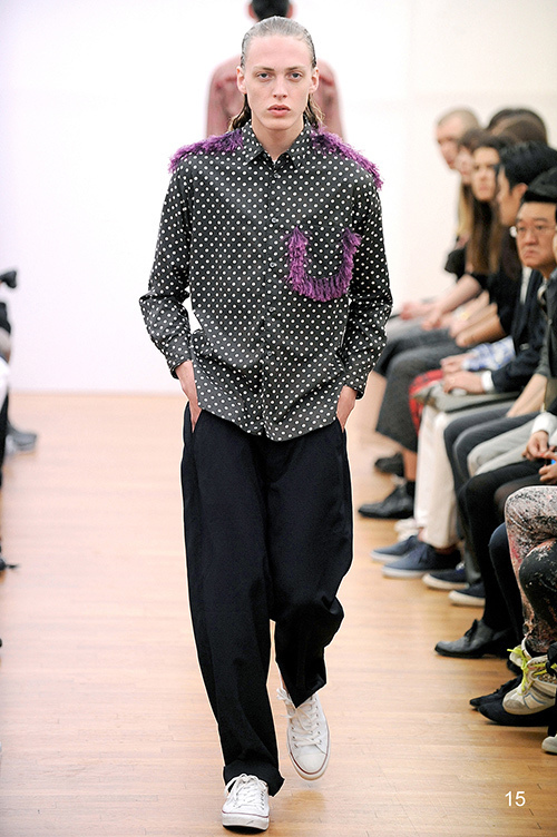 コム デ ギャルソン・シャツ 2014年春夏コレクション - クリーンなスタイルに貼り付けたアイデア | 写真