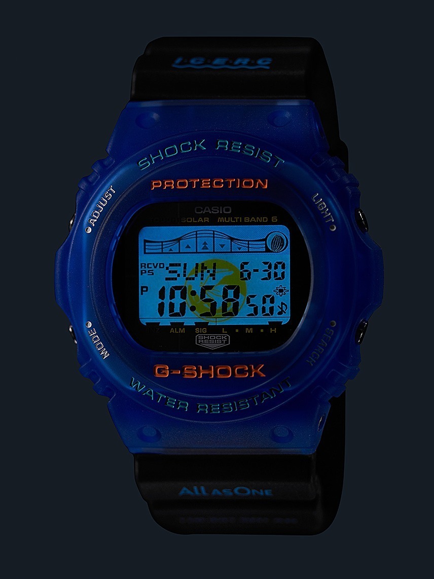 G-SHOCK&BABY-G“イルカ・クジラ”腕時計、イルカたちが浮かぶバック 
