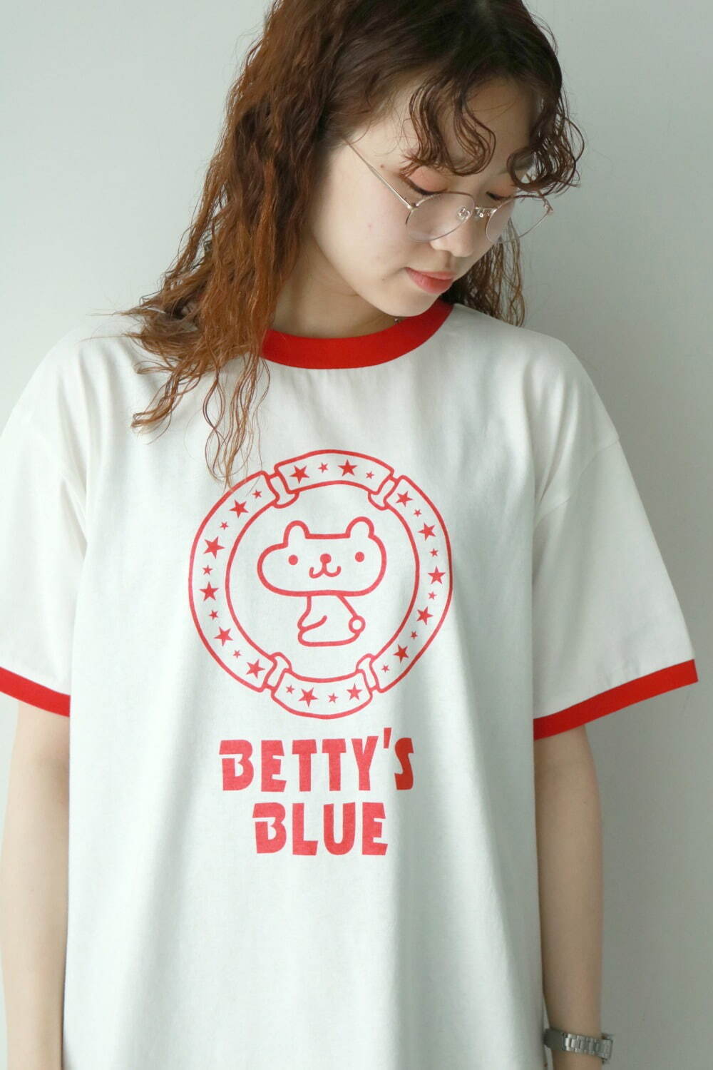 ベティーズブルー「エイミーちゃん」Tシャツ＆“苺柄ショッパー”エコバッグ、限定復活第2弾｜写真5