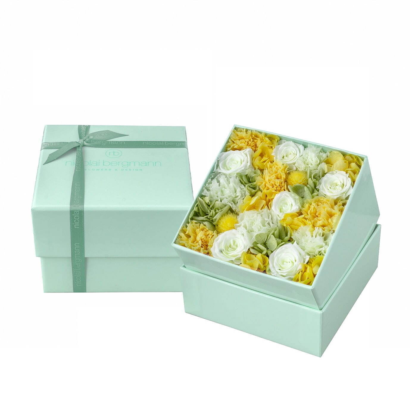 ニコライ バーグマンの夏限定フラワーボックス、コーラルグリーンのボックスにパステルカラーの花々｜写真5