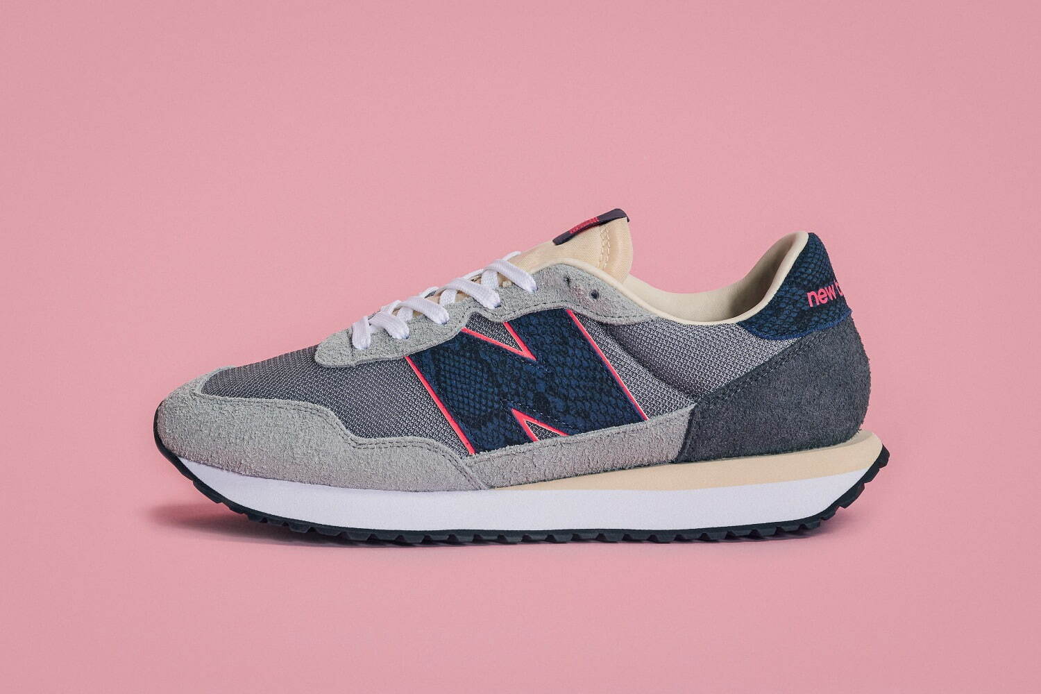 ニューバランス(New Balance) 237 ブルーレーサー｜写真15