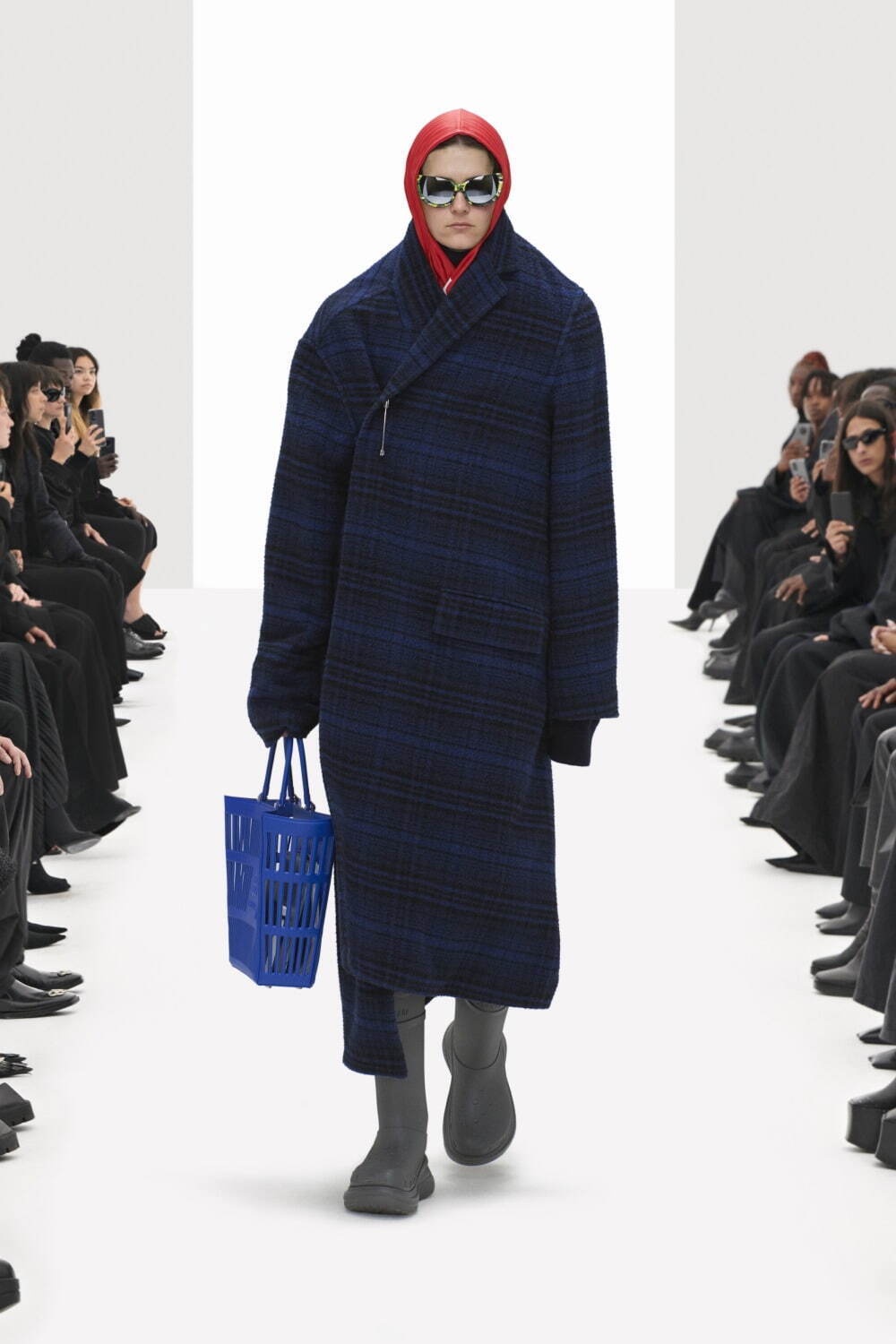 バレンシアガ(BALENCIAGA) 2022年春ウィメンズ&メンズコレクション  - 写真18