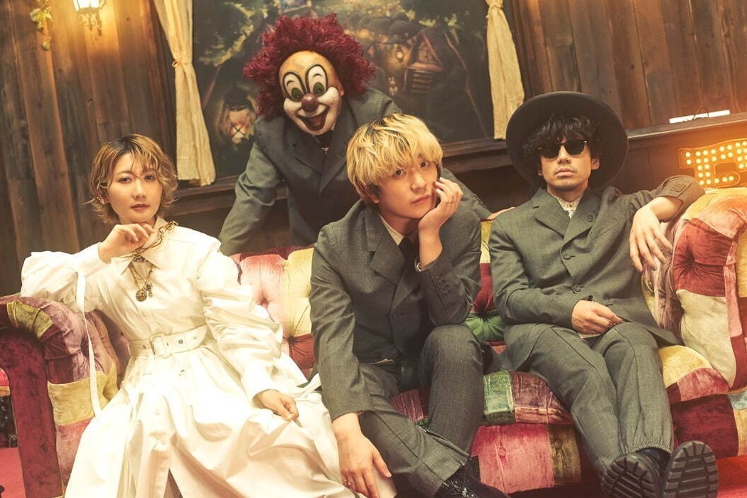 セカオワ 傘 SEKAI NO OWARI しろ