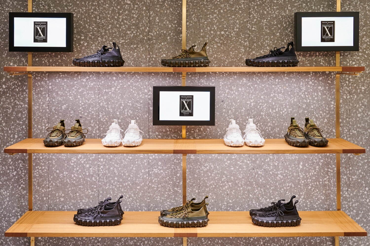 ヴァレンティノ(VALENTINO), クレイグ グリーン(CRAIG GREEN) ロックスタッズ X｜写真24