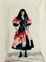 アレキサンダー・マックイーン 2021-22年秋冬ウィメンズコレクション、アネモネの美しさを永遠に｜写真5