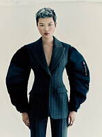 アレキサンダー・マックイーン 2021-22年秋冬ウィメンズコレクション、アネモネの美しさを永遠に｜写真12