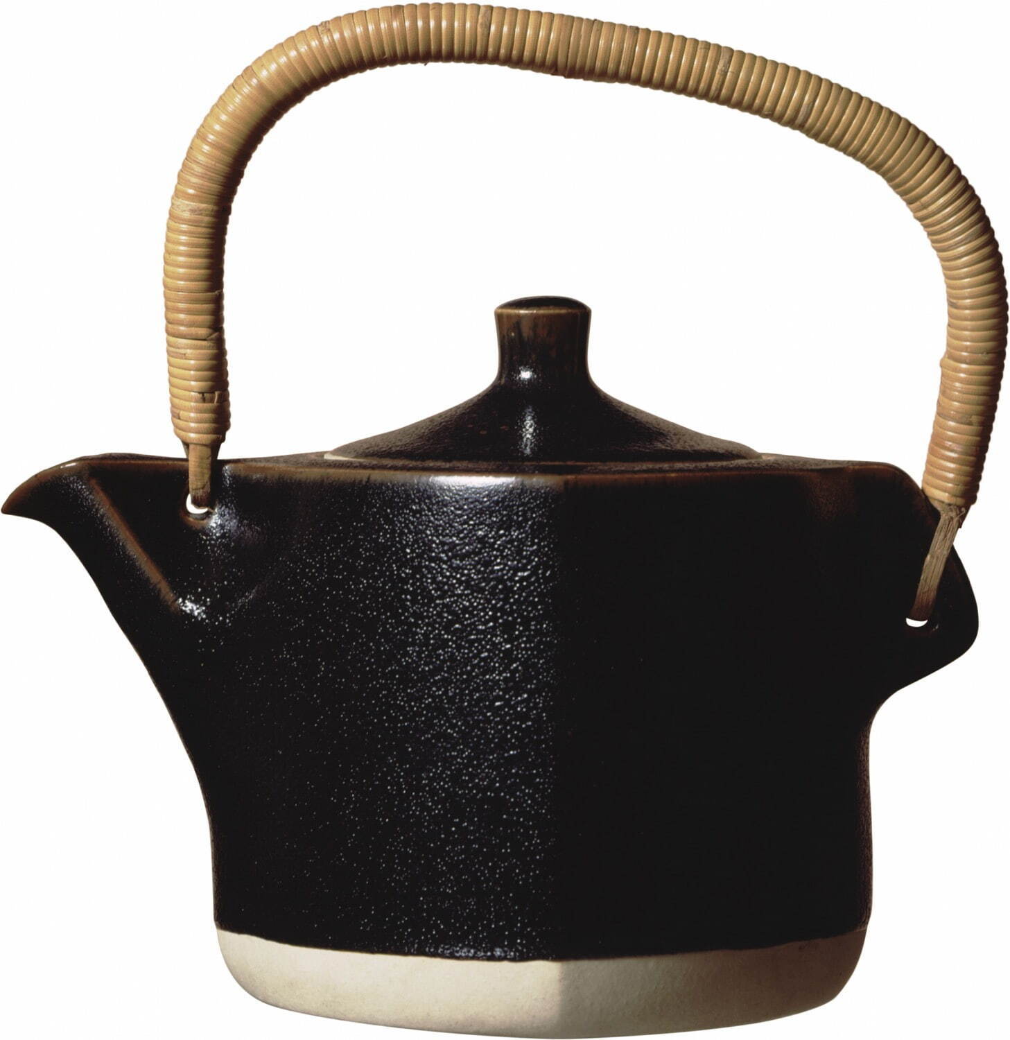 柳宗理《黒土瓶》京都五条坂窯 1958年 柳工業デザイン研究会(金沢美術工芸大学寄託)