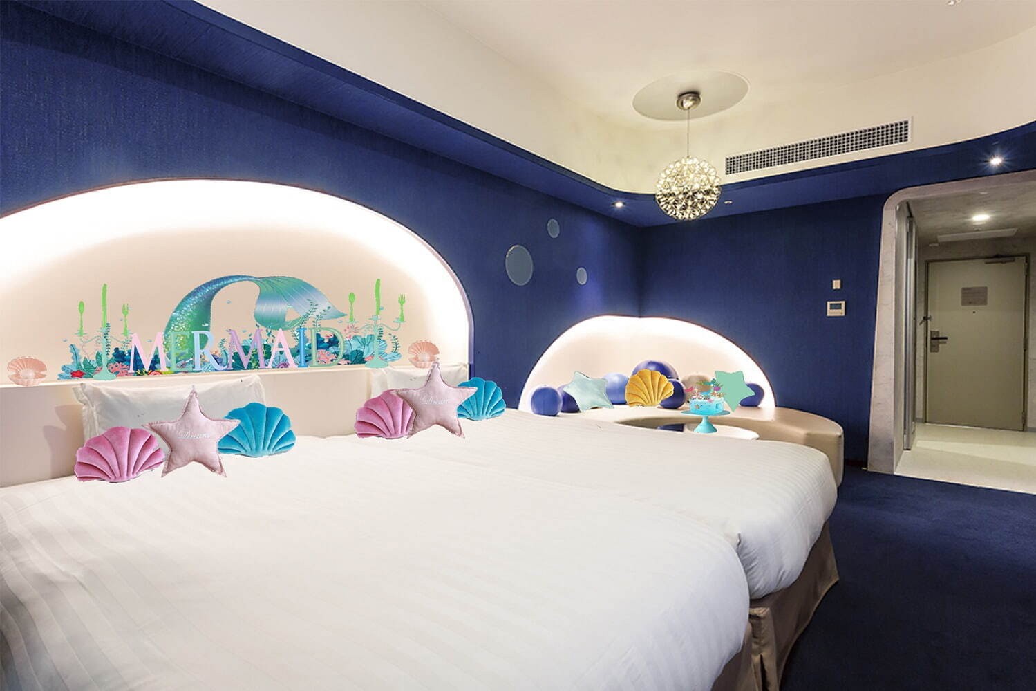 東京ベイ東急ホテル「マーメイドルーム」マーメイドが住む海の世界をイメージした限定客室｜写真1