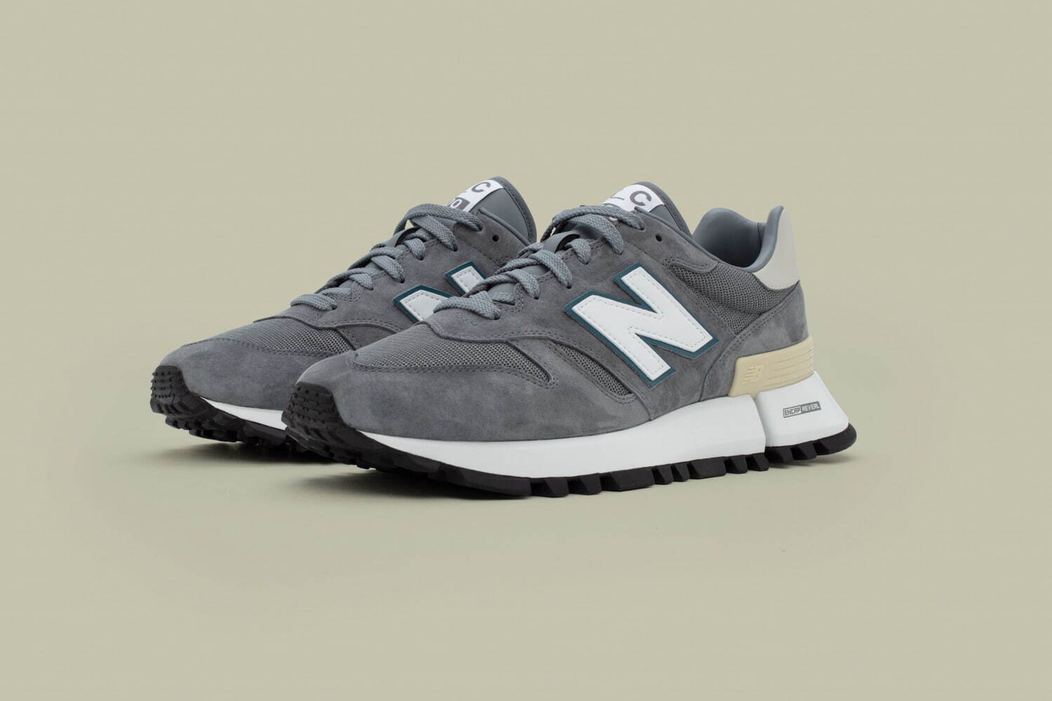 ニューバランス(New Balance) MS1300｜写真1