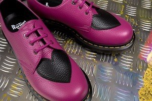 大人気 激レア☆ Dr.Martens HOLLY 厚底 2ホール オーロラ ピンク