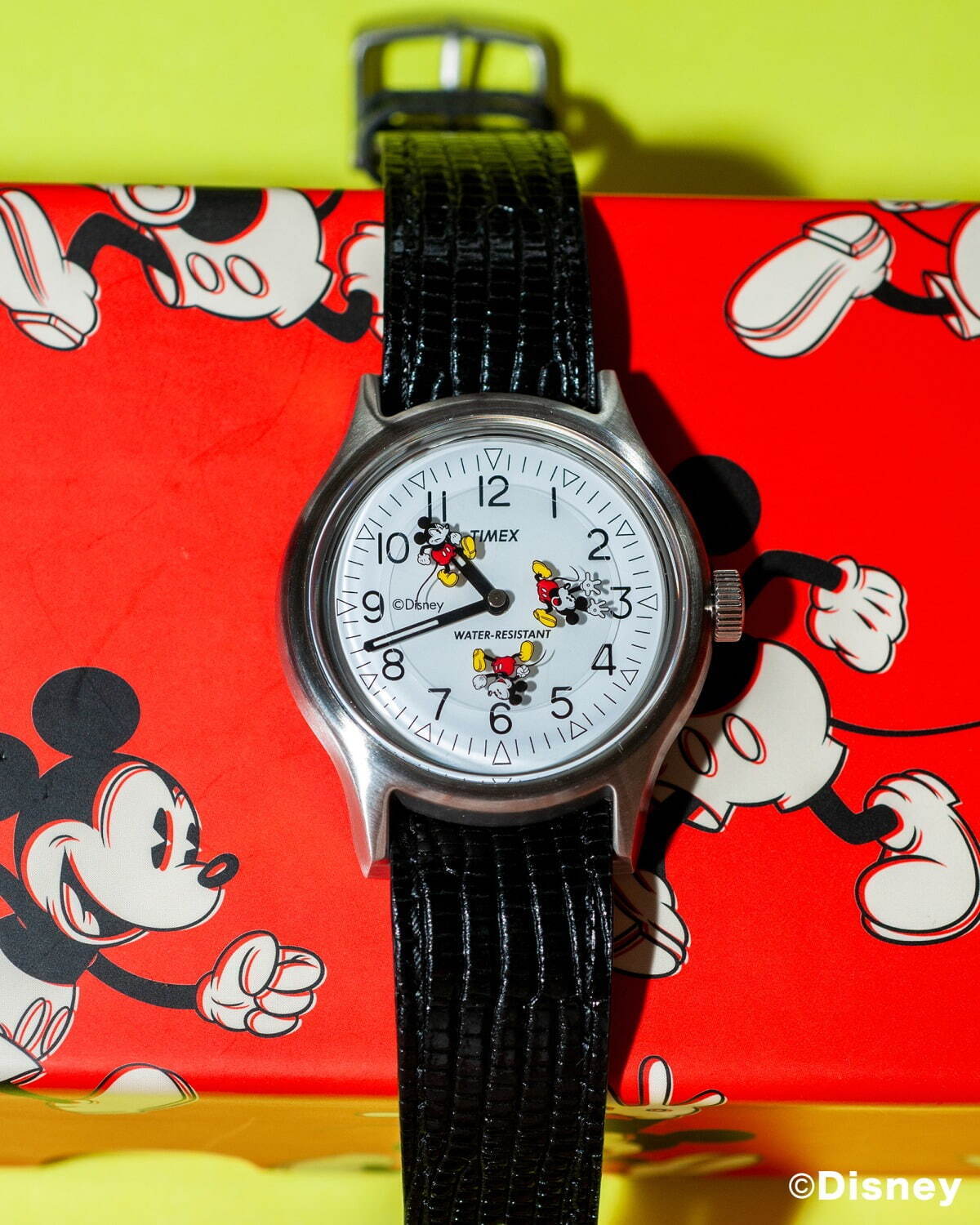 タイメックスとビームス ボーイ“くるくると回る”ディズニー/ミッキーマウスデザインの腕時計｜写真1