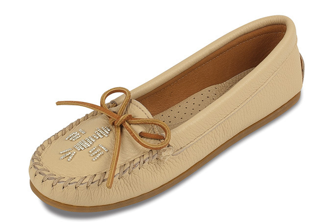 ミネトンカ×WRENの限定コラボモカシン発売 - ファッションプレス