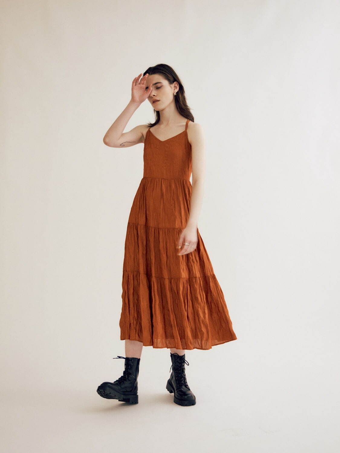 エヴリス(EVRIS) 2021-22年秋冬ウィメンズコレクション  - 写真3