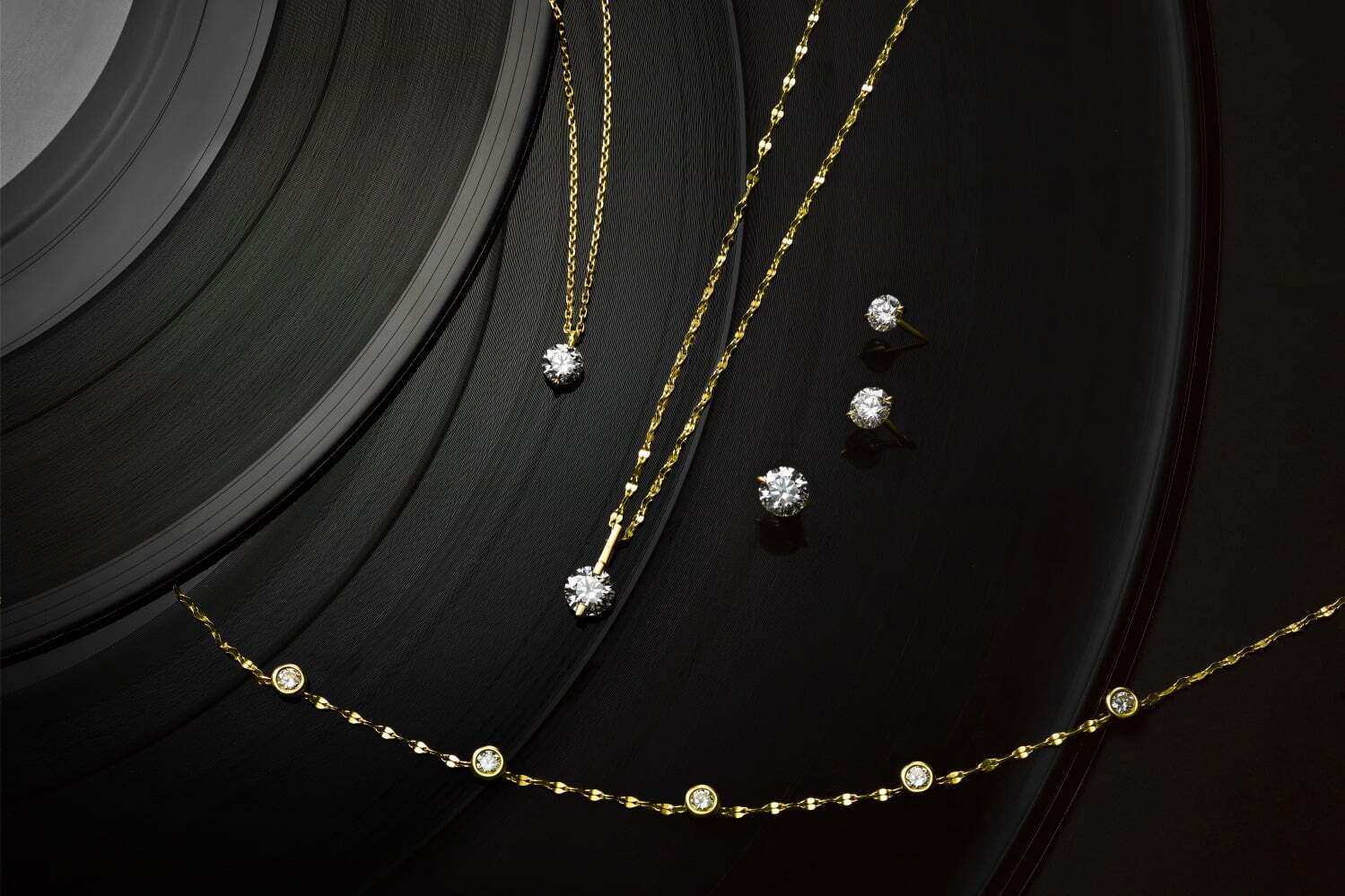 ラボグロウンダイヤモンド(合成ダイヤ)｜「SJX W」カスタマイズジュエリー新作、スタージュエリーの理念を継ぐラボ併設ジュエリーストア