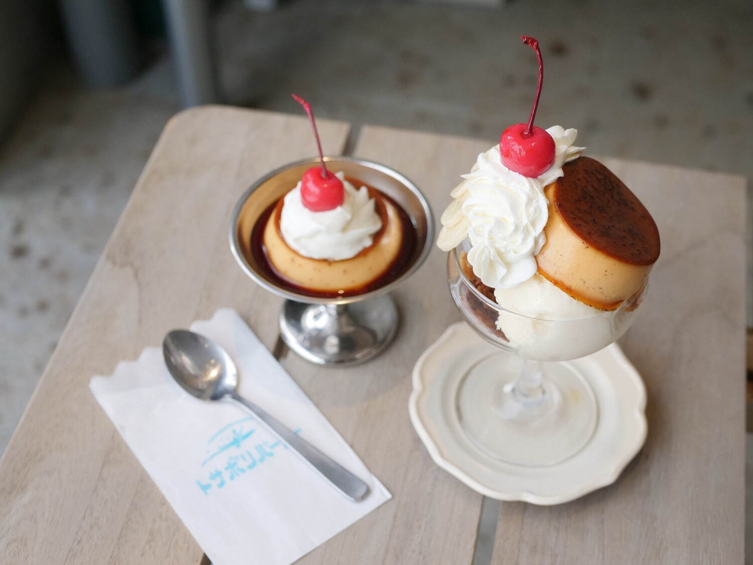 パンとエスプレッソと”の姉妹店リニューアル、レトロな純喫茶「旬゛喫茶トサボリパーラー」に - ファッションプレス